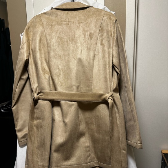 Women's Tan Coat - Picture 6 of 6